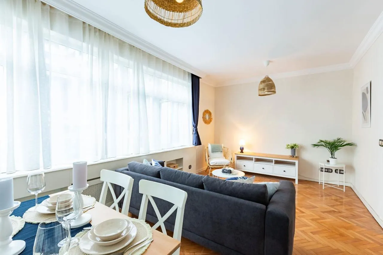 Flat With Excellent Location In Tesvikiye, Sisli Apartment Istanbul
