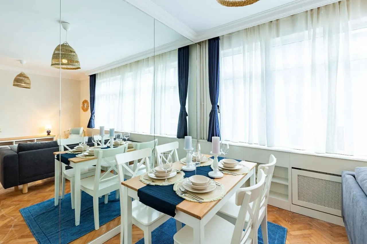 Flat With Excellent Location In Tesvikiye, Sisli Apartment Istanbul