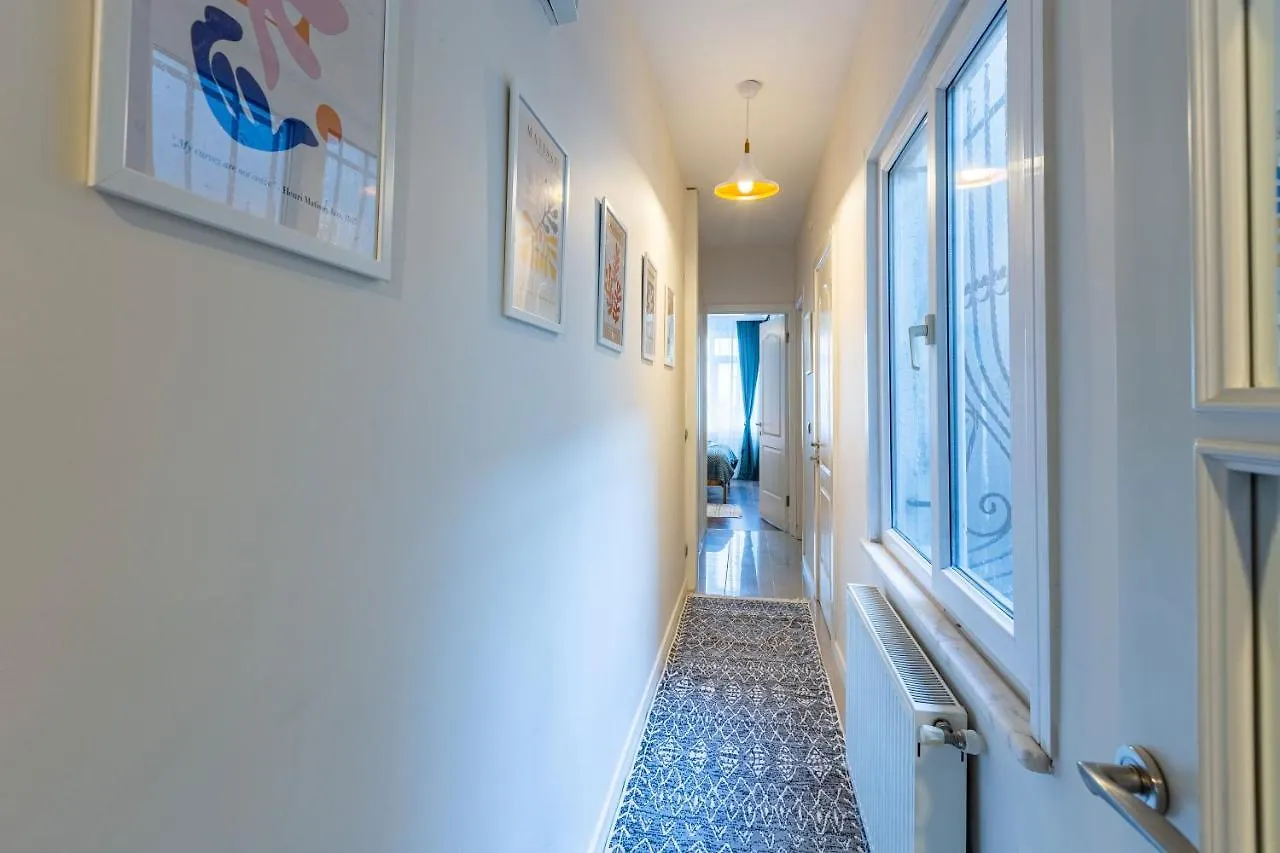 Flat With Excellent Location In Tesvikiye, Sisli Apartment Istanbul