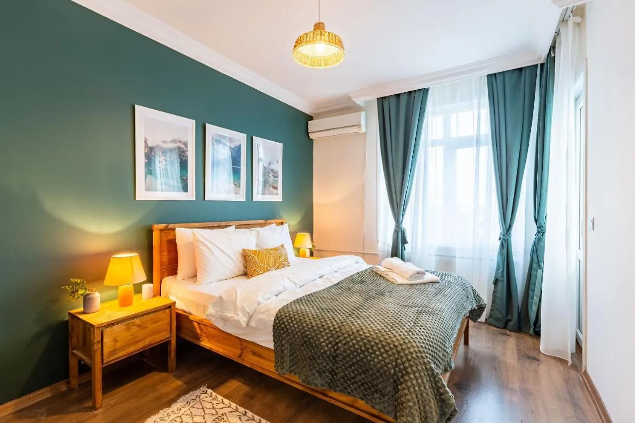 Flat With Excellent Location In Tesvikiye, Sisli Apartment Istanbul